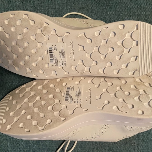 Clarks Cream Brogue Sneakers for Women - Picture 5 of 8